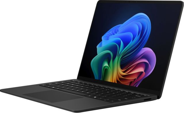 Microsoft Surface Laptop 7 Copilot+ PC 15'' - Intel Core Ultra 7 - 32GB RAM - 256GB - Black - ONLINE ONLY